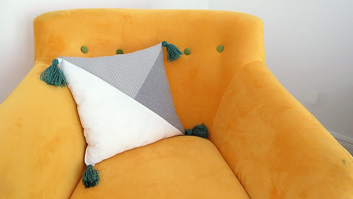 DIY Minimalist Geometric Tassel Pillow & How to make Tassels